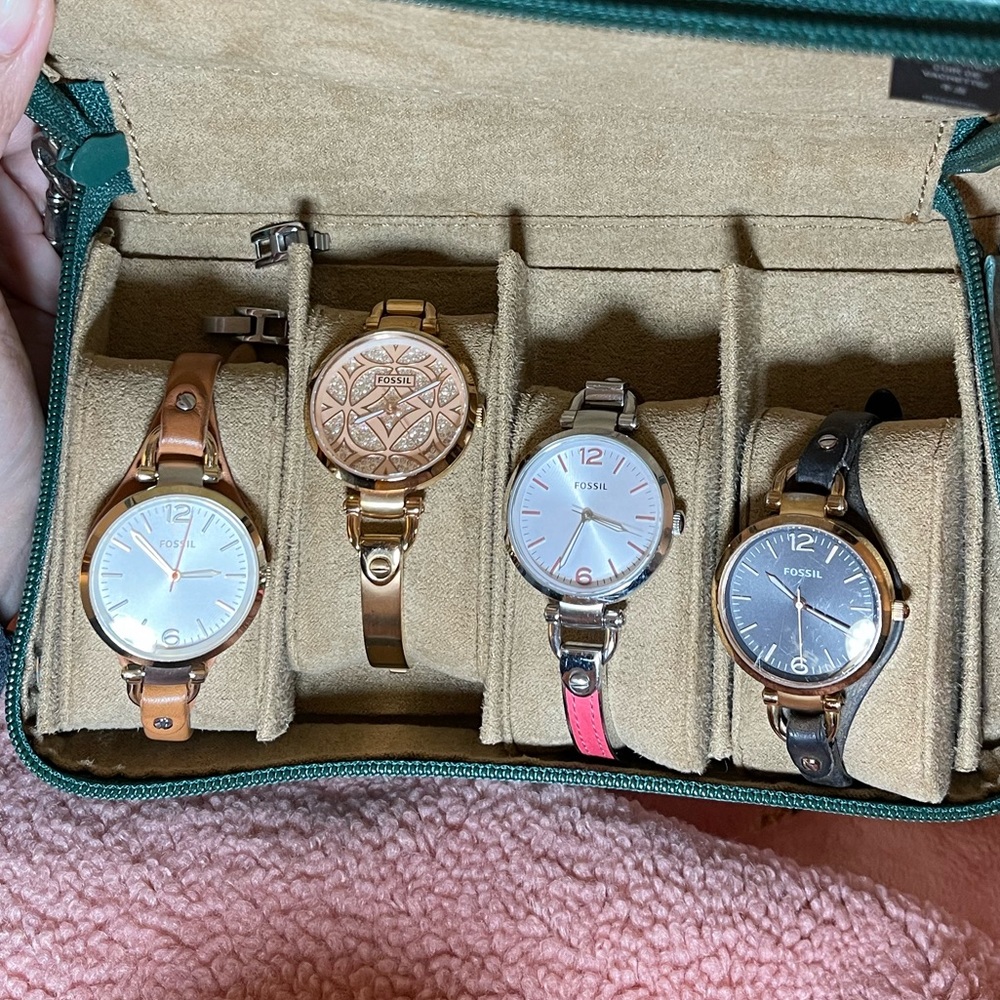 Fossil Watch Set of 4
